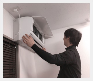 エアコン工事中